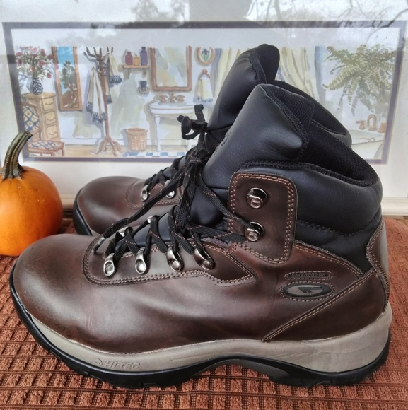 Men's Hi-Tec "Altitude IV" Brown Leather Waterproof Hiking/Casual Boots Size 10M - Picture 1 of 10